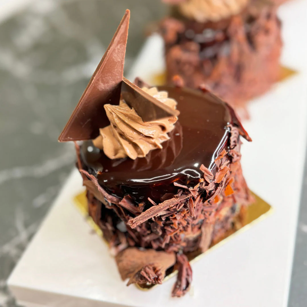 Double Chocolate Cake – Delickacy